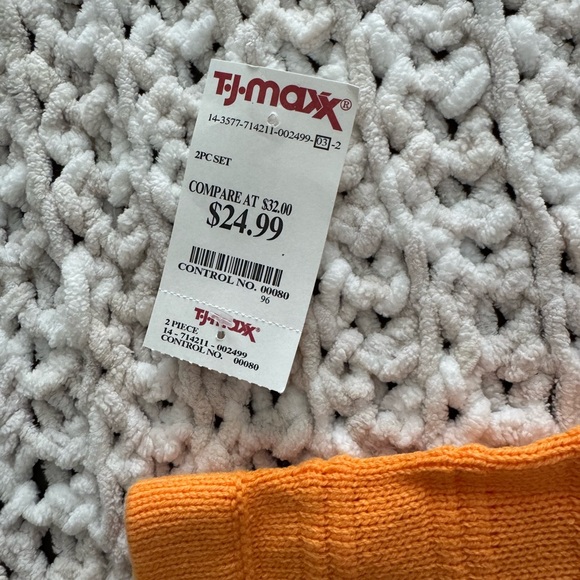 2-Piece Orange Set - Picture 3 of 6